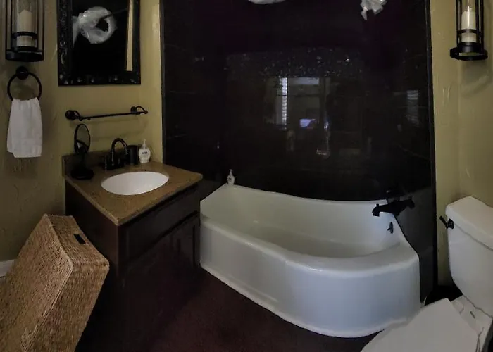 Vakantiepark Yellowstone House Of The Three Bears 2 Blocks To Downtown *
